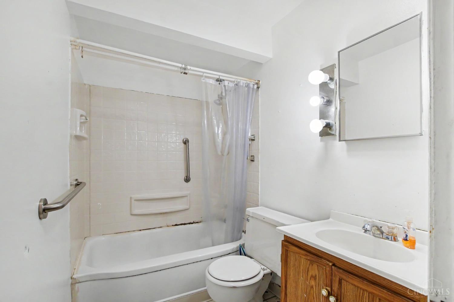 8317 Lake Avenue Property Photo 11