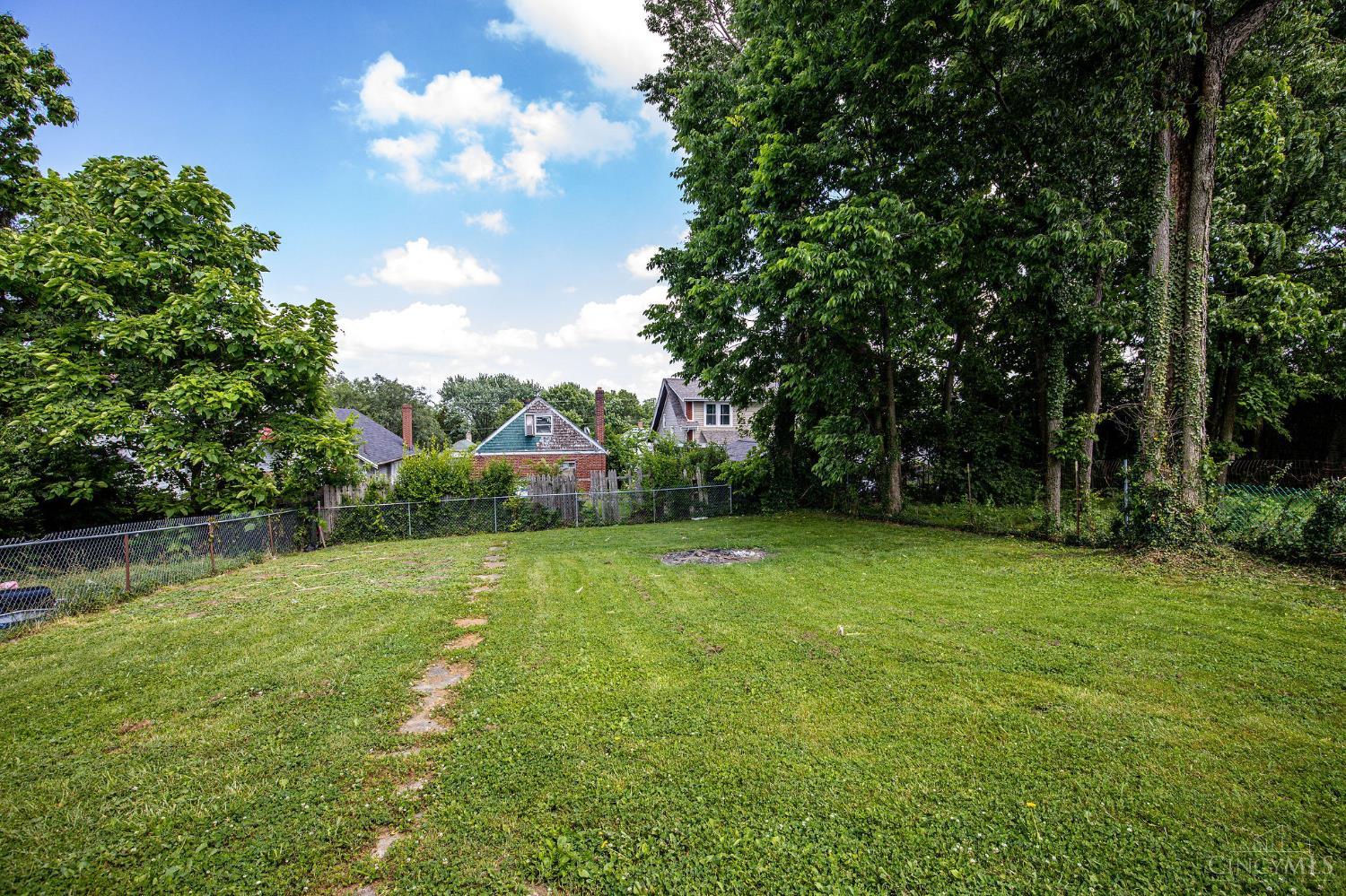 1716 Iliff Avenue Property Photo 23