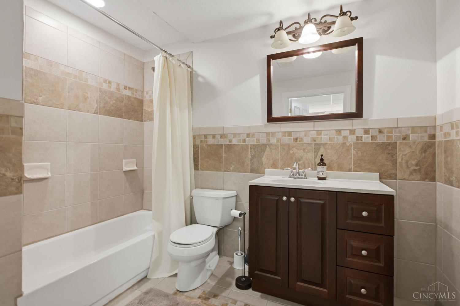 5419 Rentschler Estates Drive Property Photo 33
