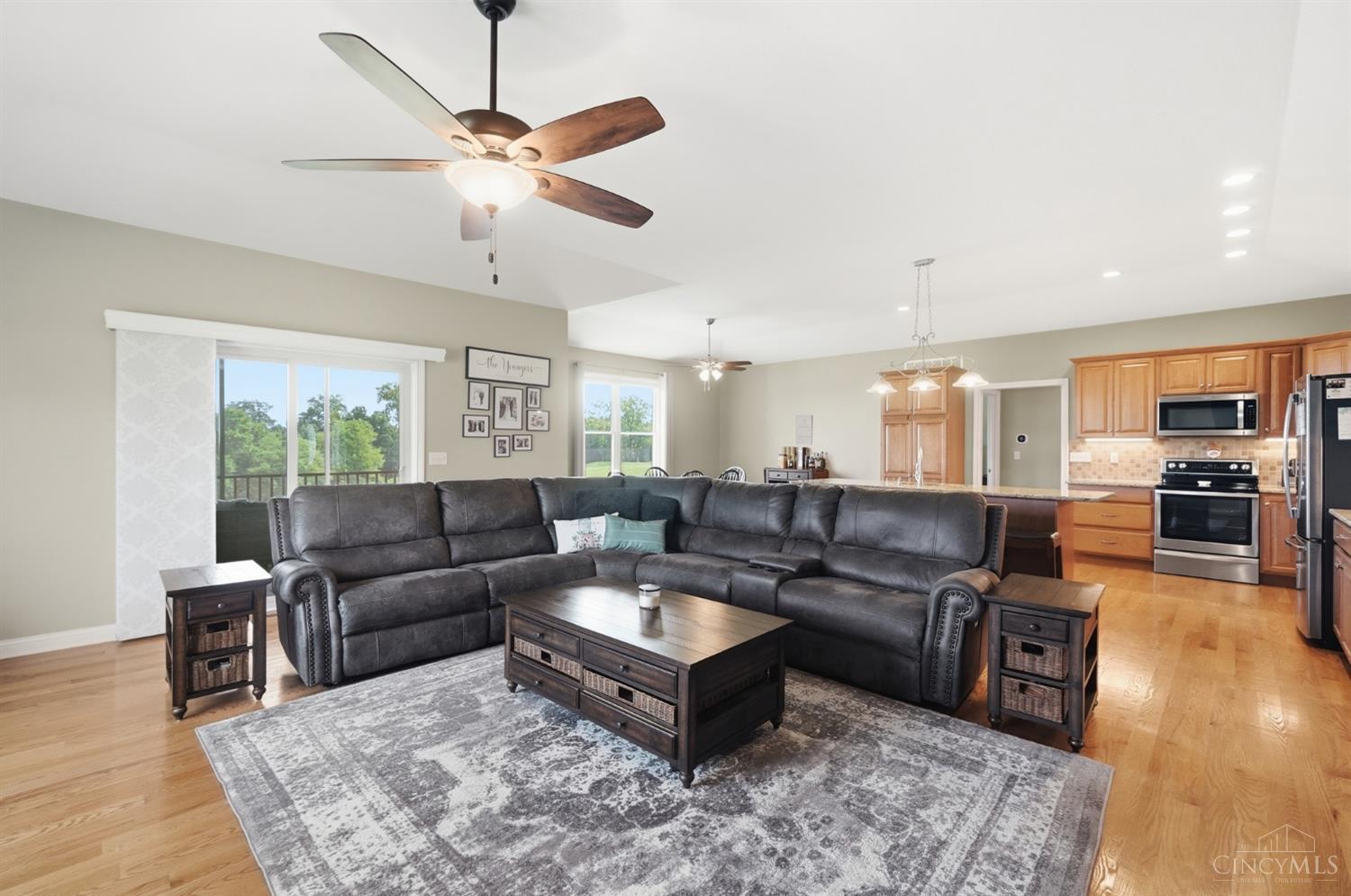 20588 Augusta Drive Property Photo 11