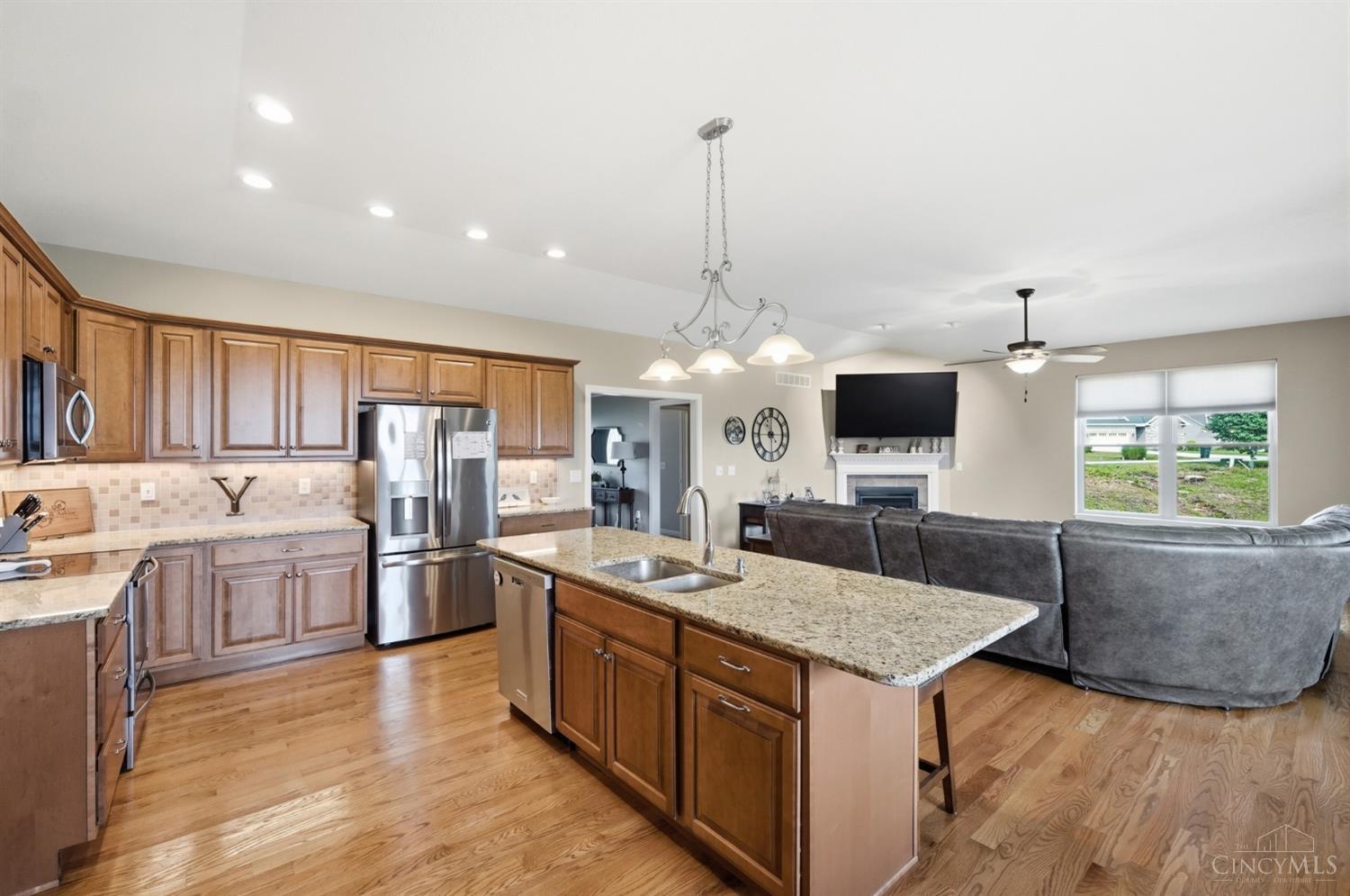 20588 Augusta Drive Property Photo 14