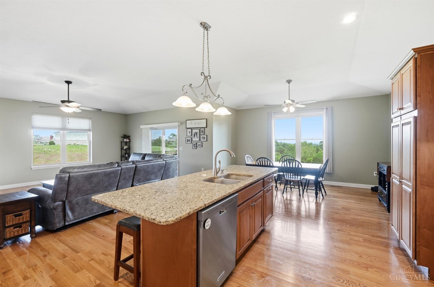 20588 Augusta Drive Property Photo 16
