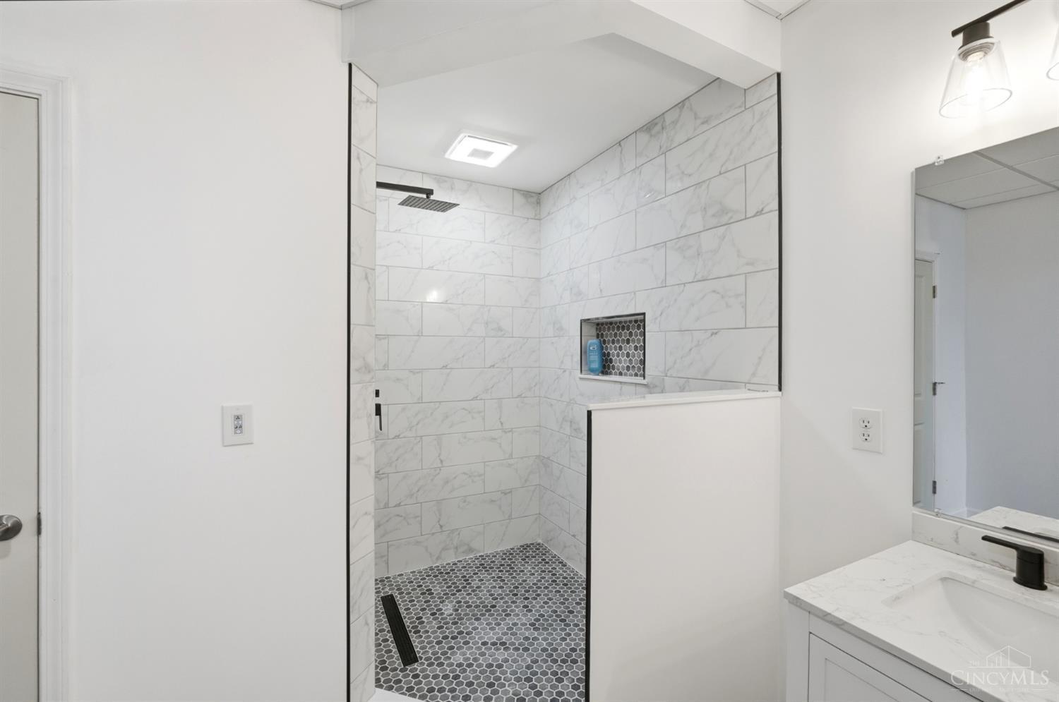 20588 Augusta Drive Property Photo 46