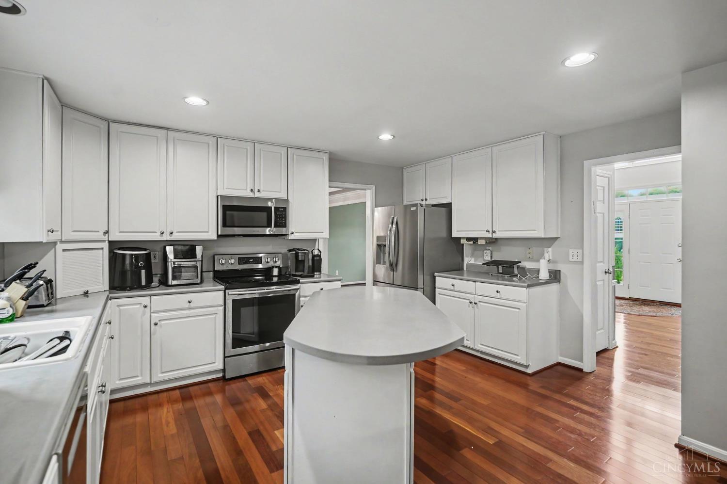 4903 White Blossom Boulevard Property Photo 4