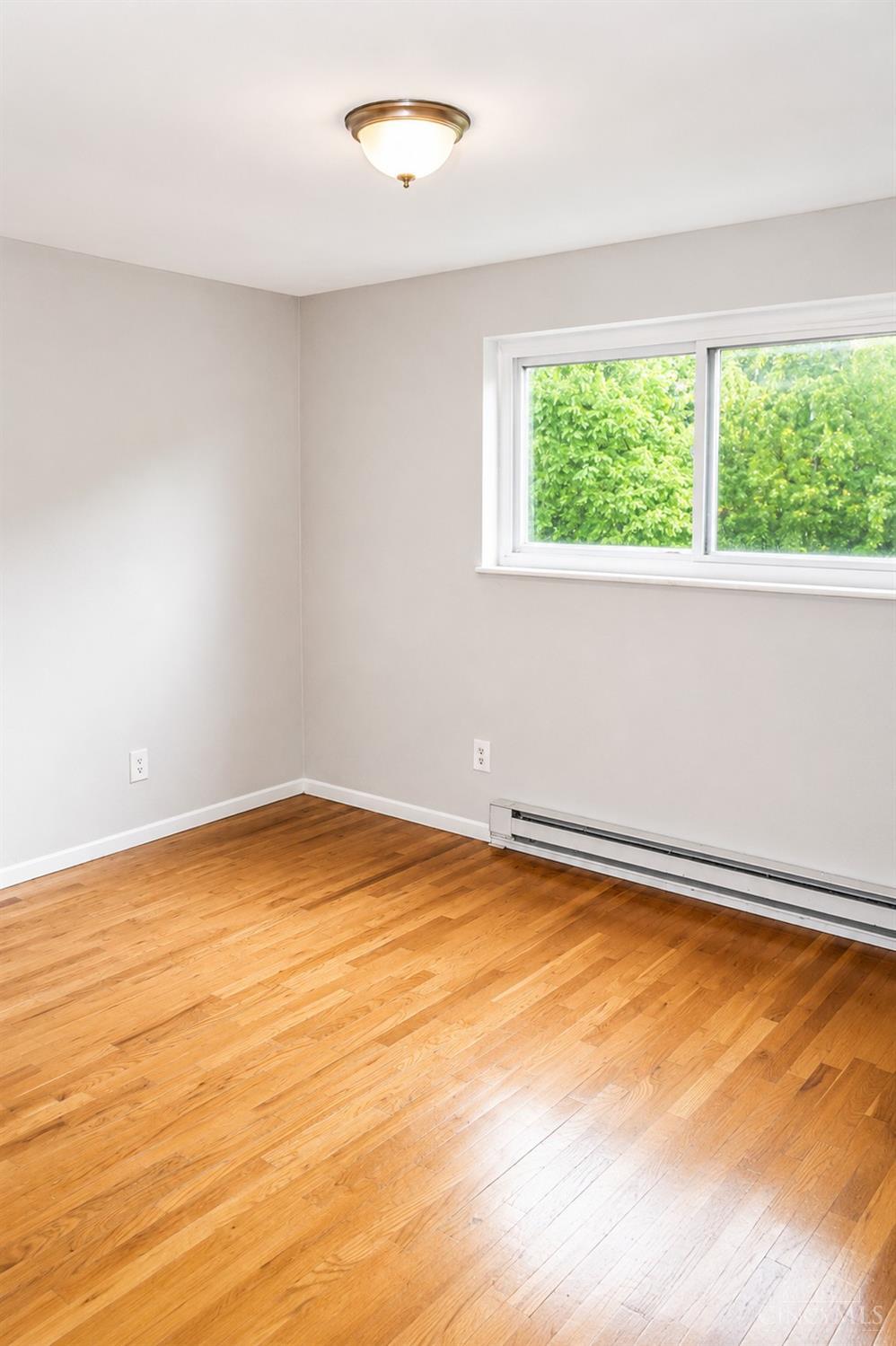 650 Straight Street Property Photo 7
