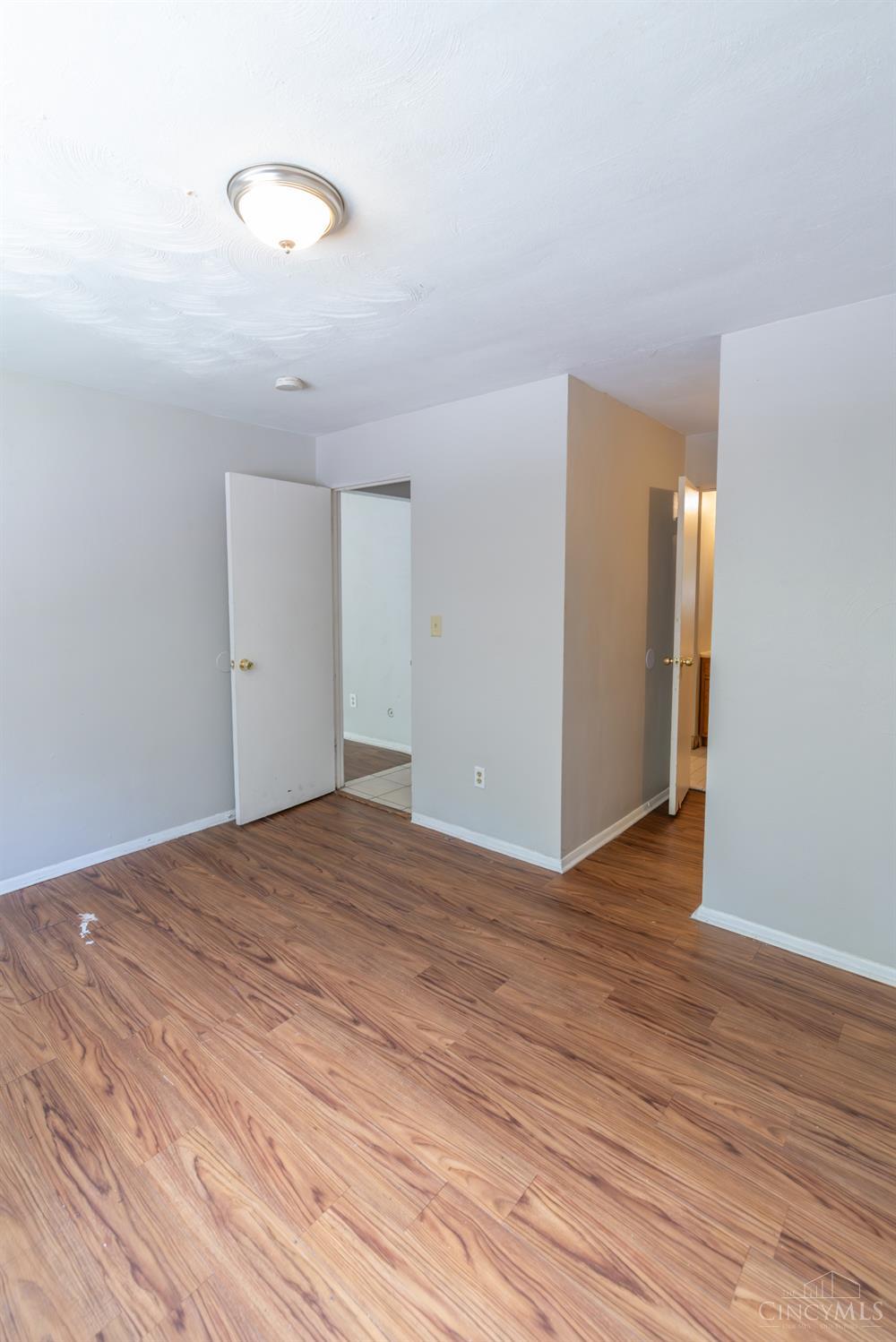 650 Straight Street Property Photo 15