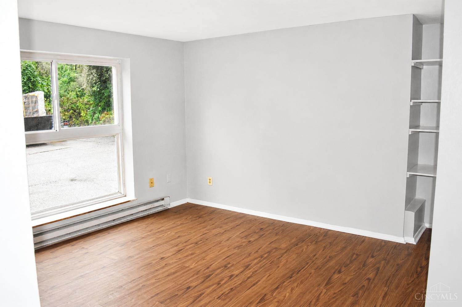 650 Straight Street Property Photo 27