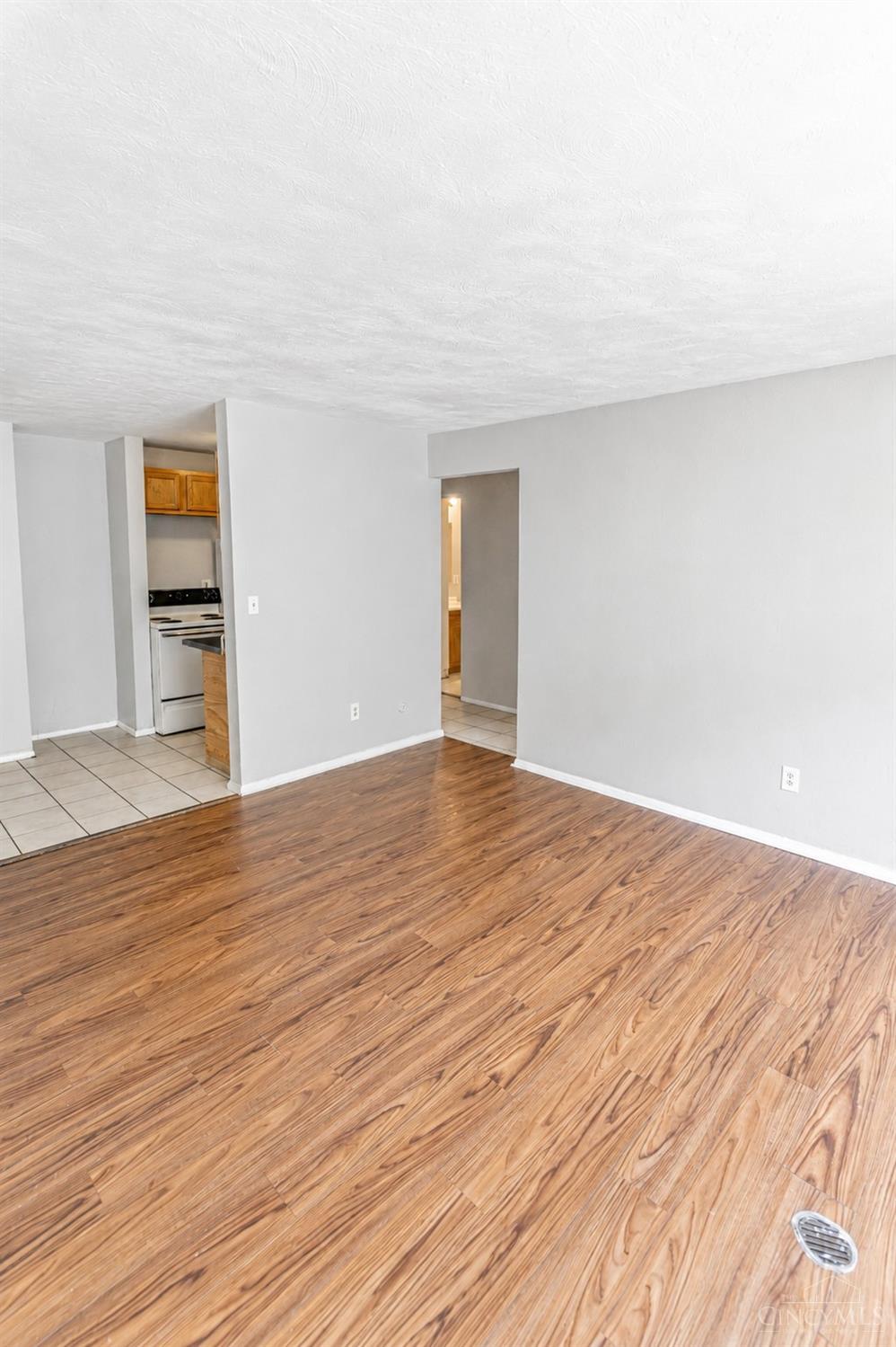 650 Straight Street Property Photo 35