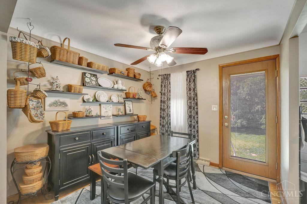 1737 Admiral Court Property Photo 12