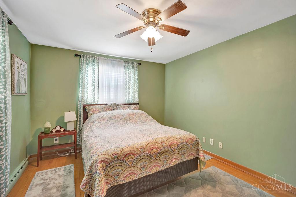 1737 Admiral Court Property Photo 18