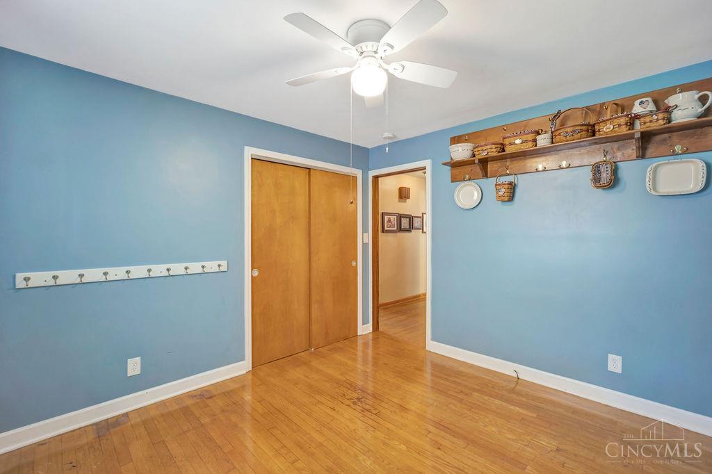 1737 Admiral Court Property Photo 21