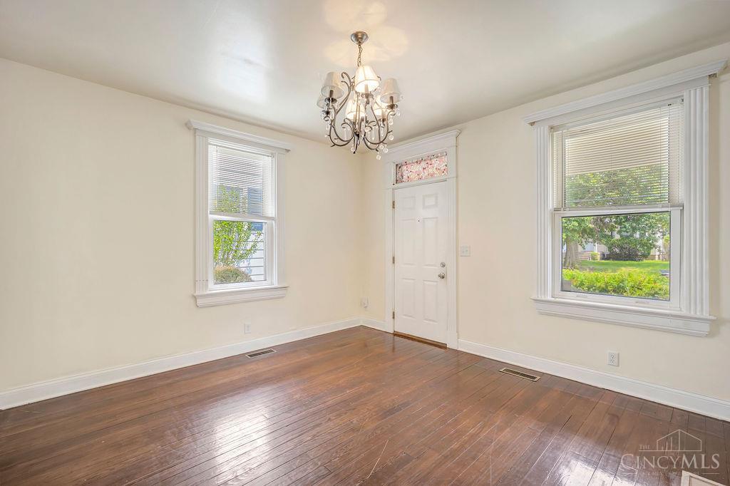 2641 Pleasant Avenue Property Photo 6