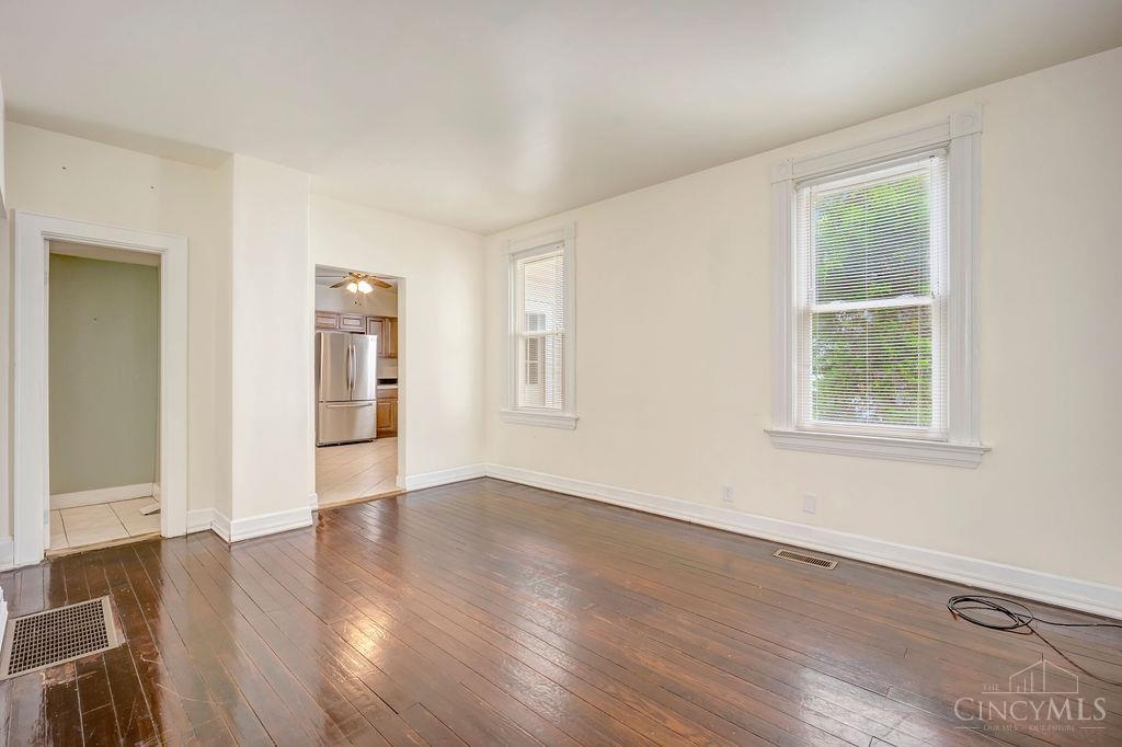 2641 Pleasant Avenue Property Photo 8