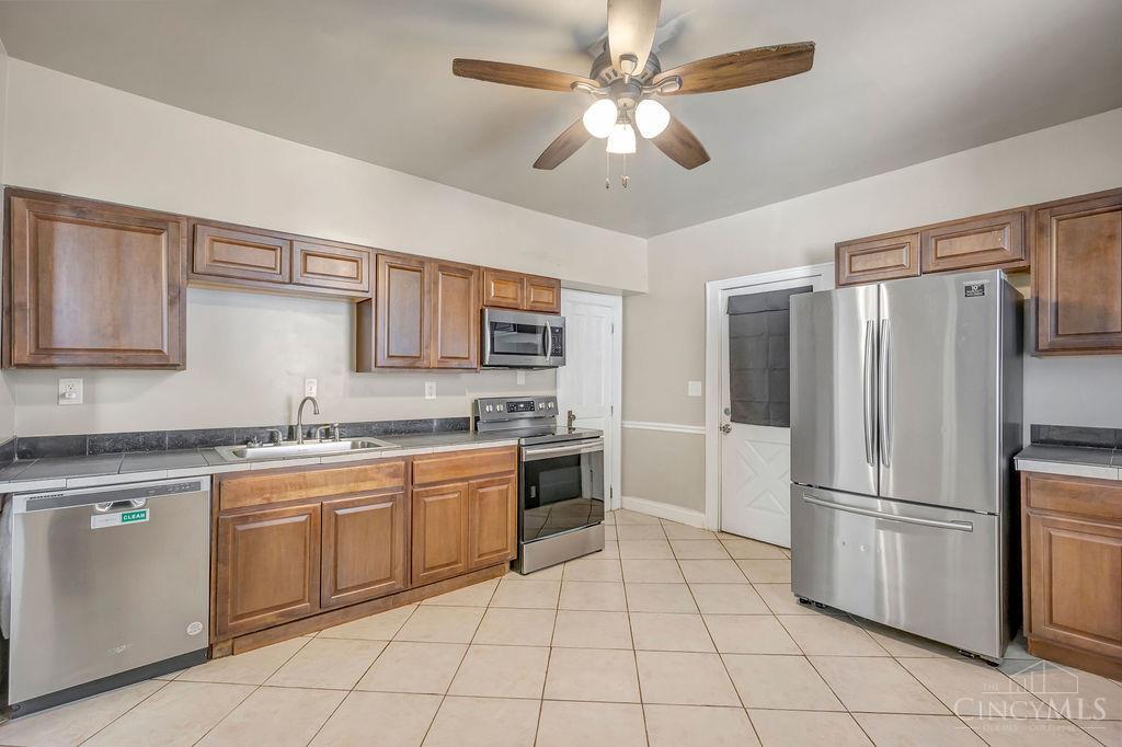 2641 Pleasant Avenue Property Photo 12