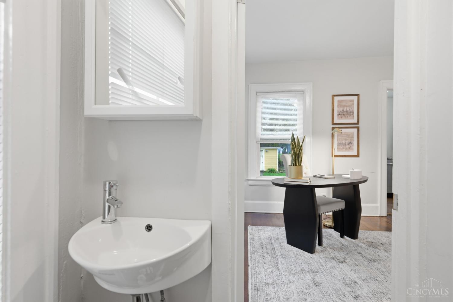6733 Buckingham Place Property Photo 8