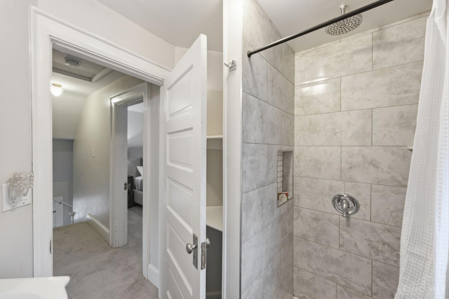 6733 Buckingham Place Property Photo 20