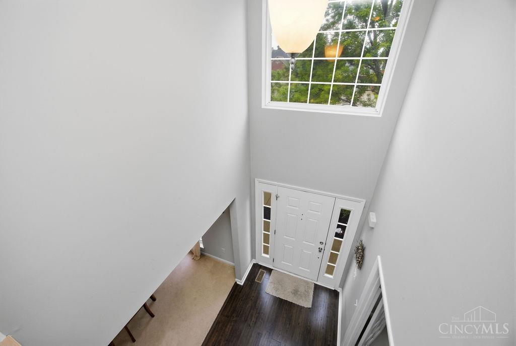6028 Pond View Court Property Photo 6