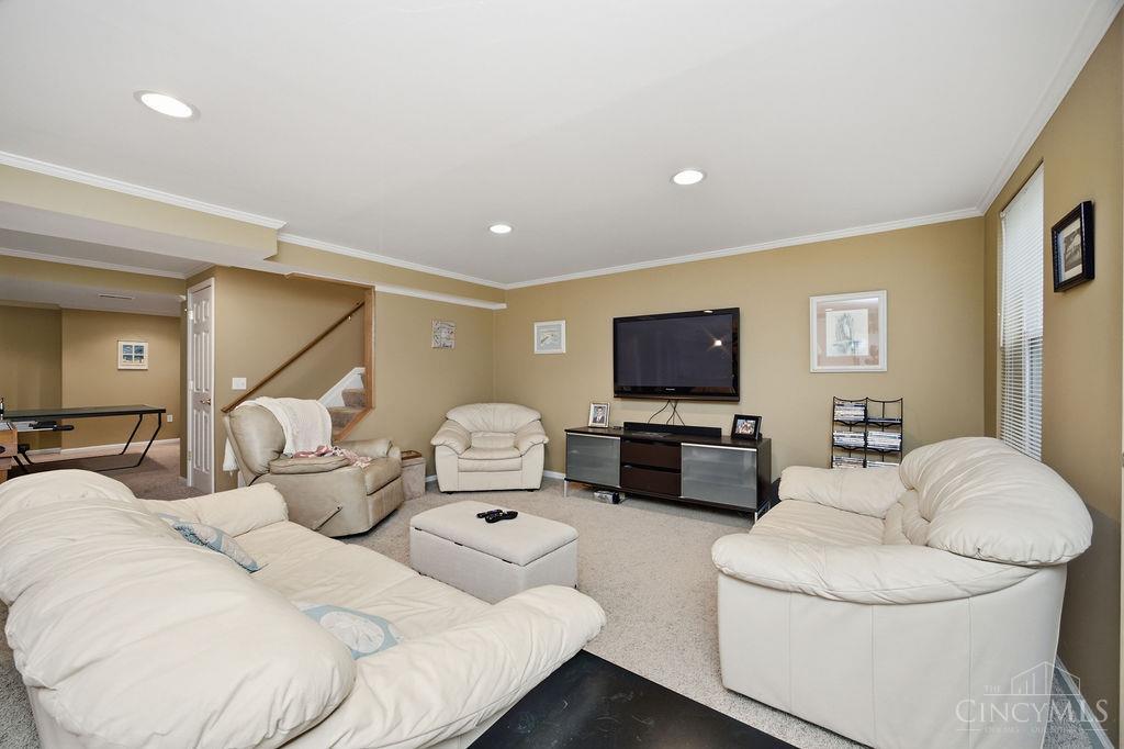 6028 Pond View Court Property Photo 33