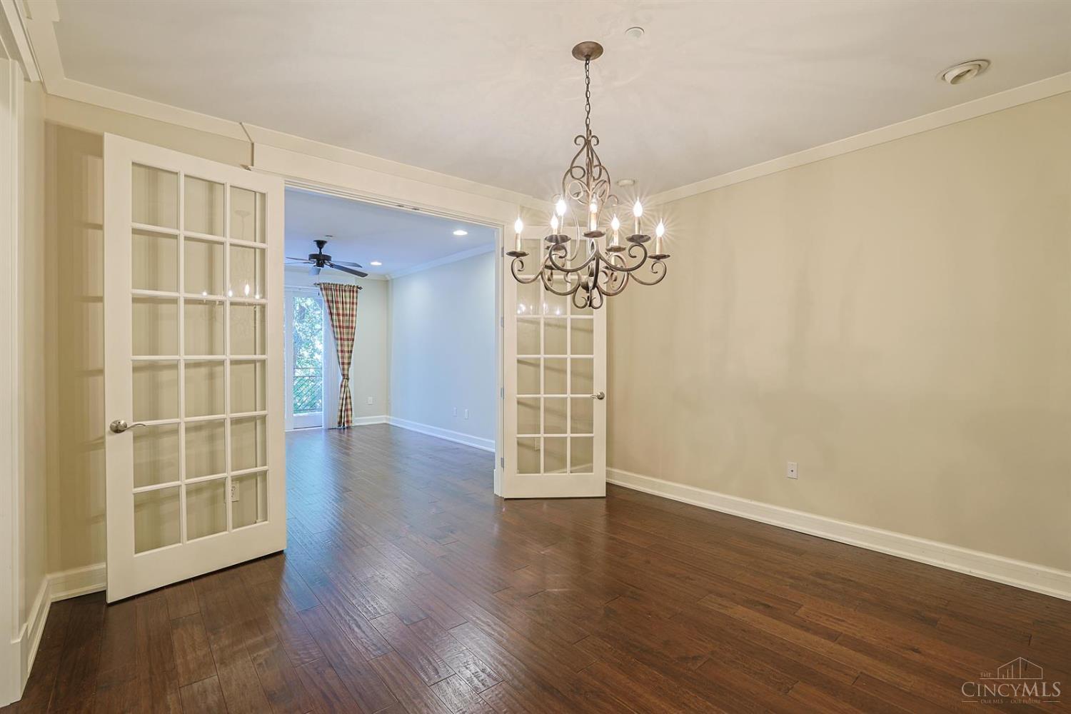 3942 Miami Road Property Photo 12