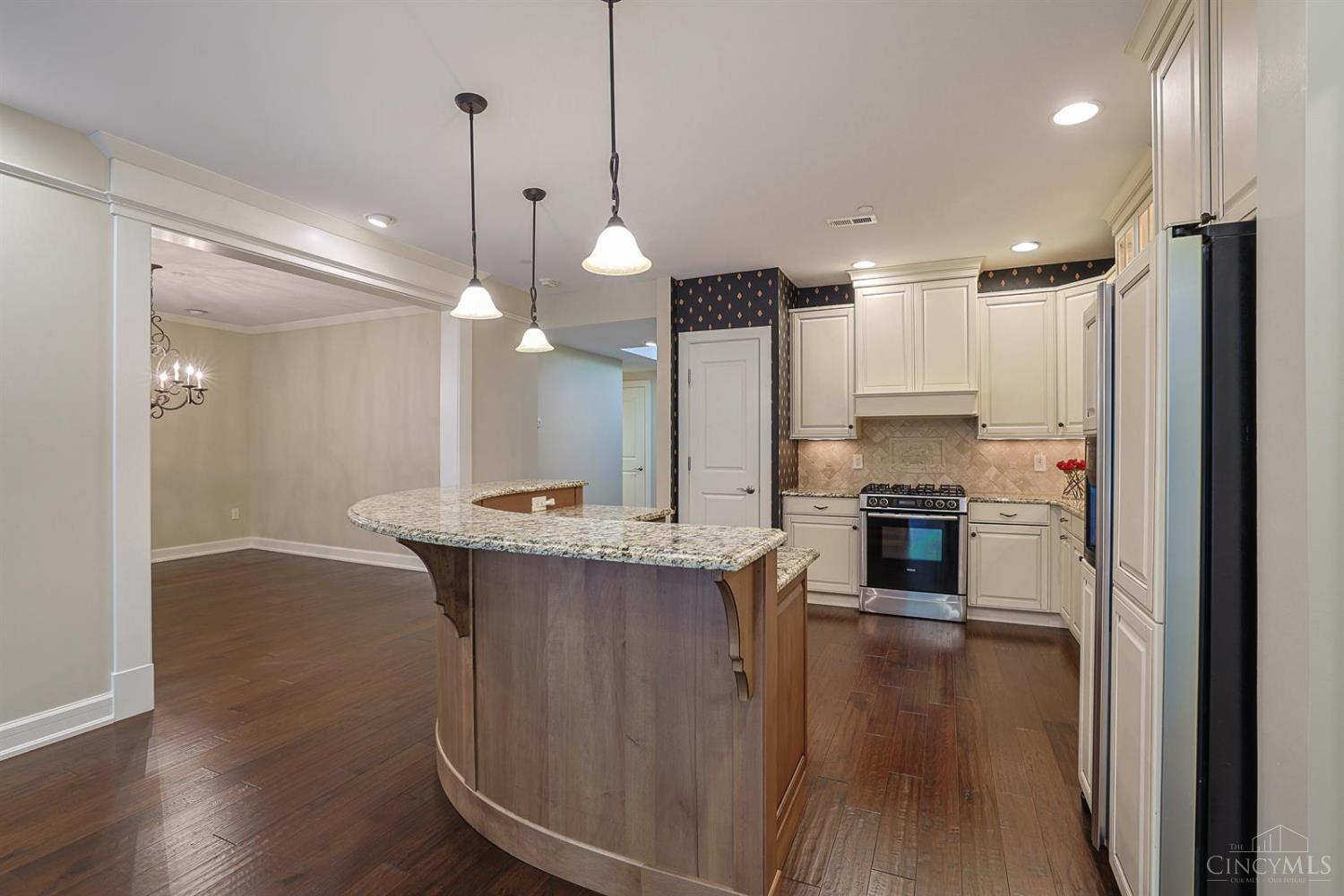 3942 Miami Road Property Photo 15