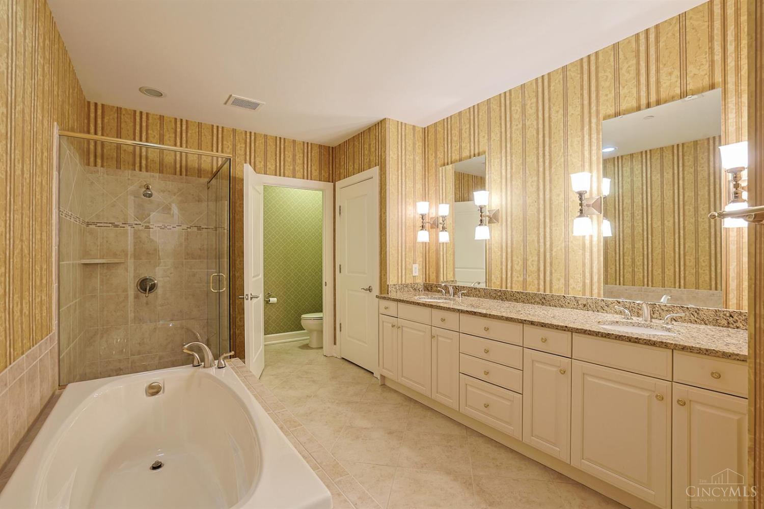 3942 Miami Road Property Photo 23
