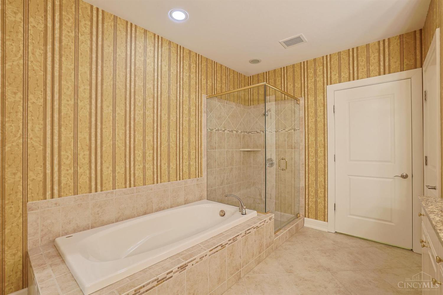 3942 Miami Road Property Photo 25