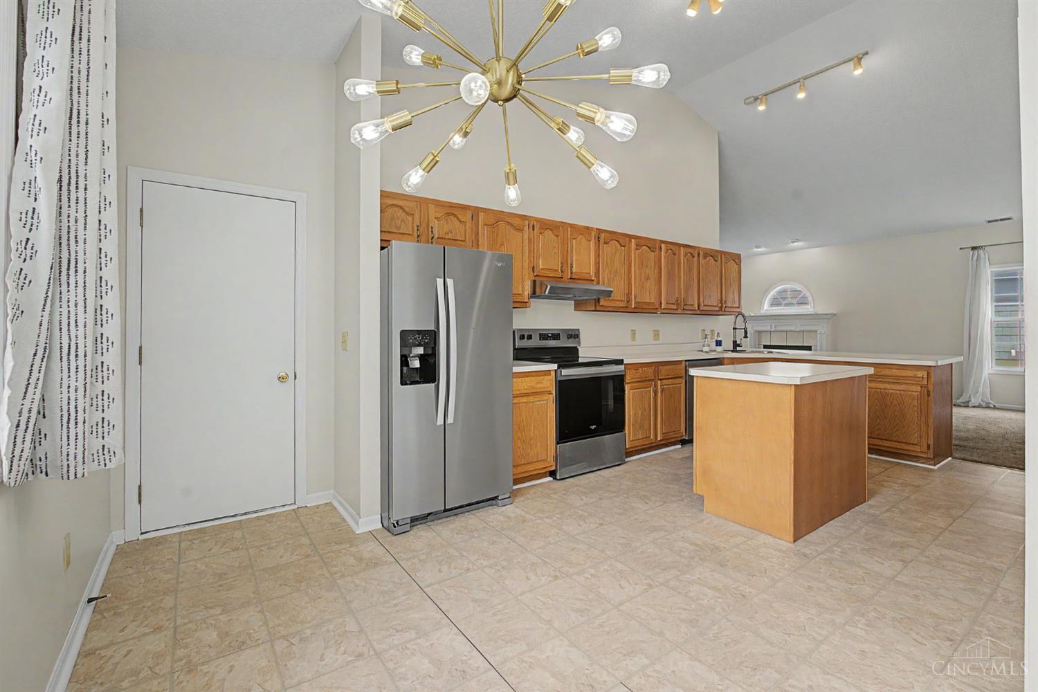 4911 Sir Gregory Way Property Photo 8