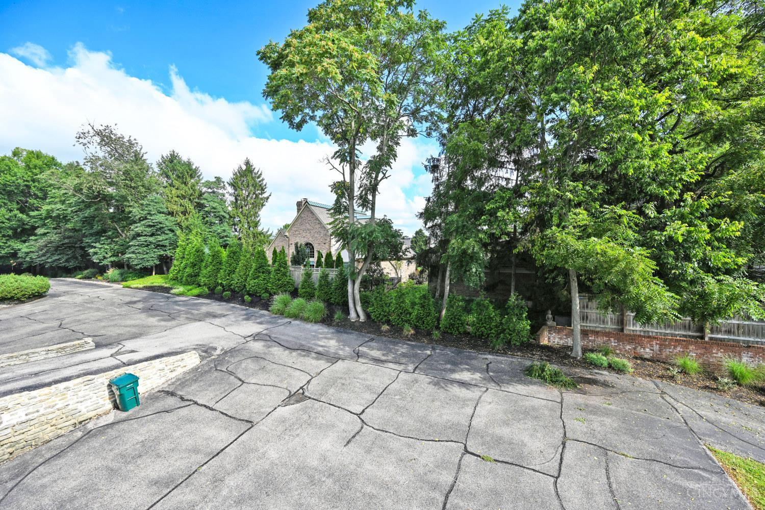 3706 Ashworth Drive Property Photo 27