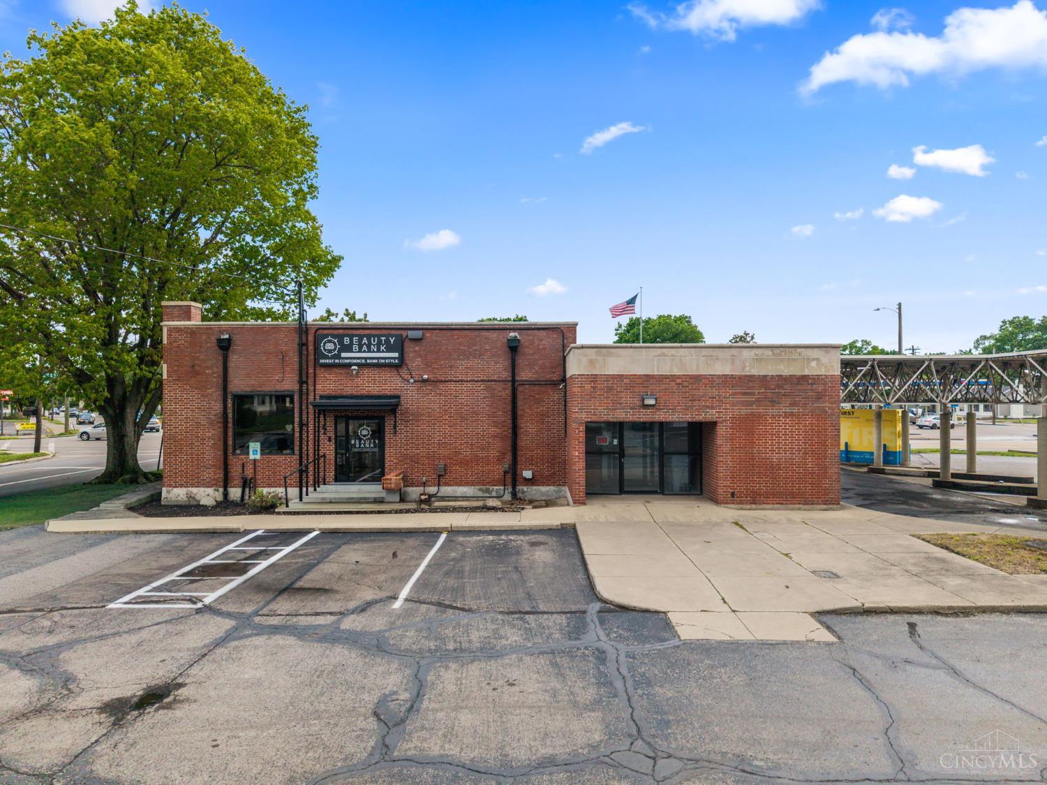 1971 Central Avenue Property Photo 1