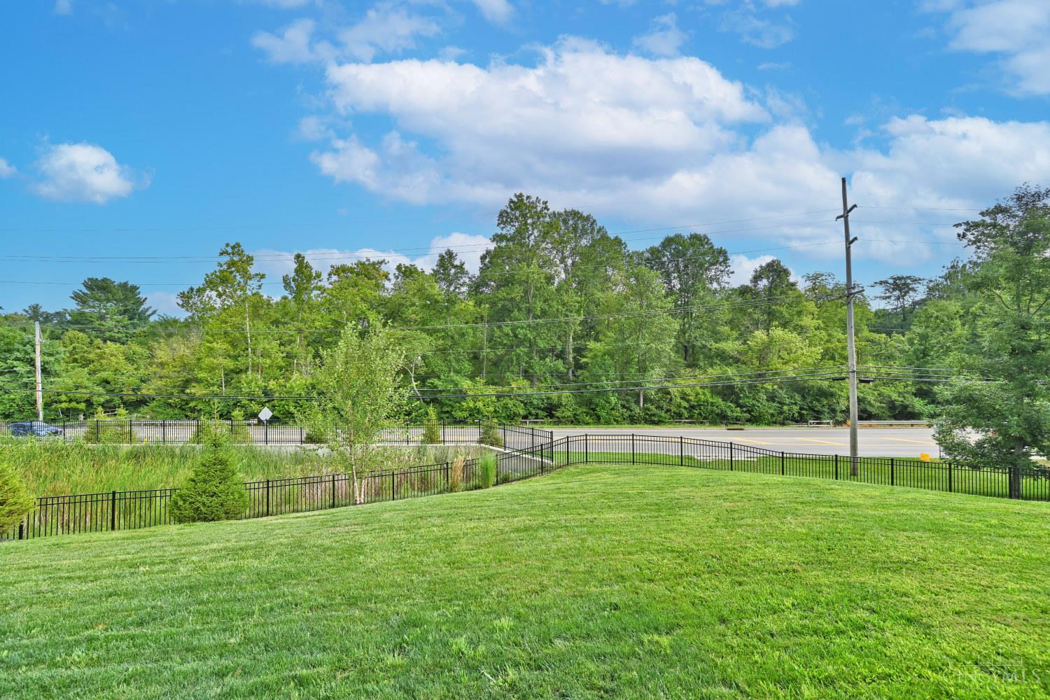 970 Crestpoint Court Property Photo 43