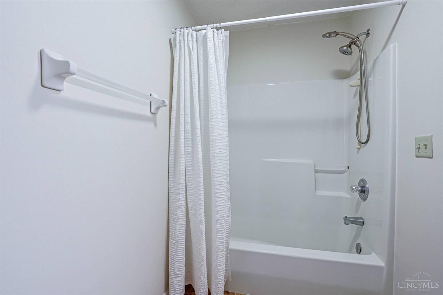 5321 North Bend Crossing Property Photo 25