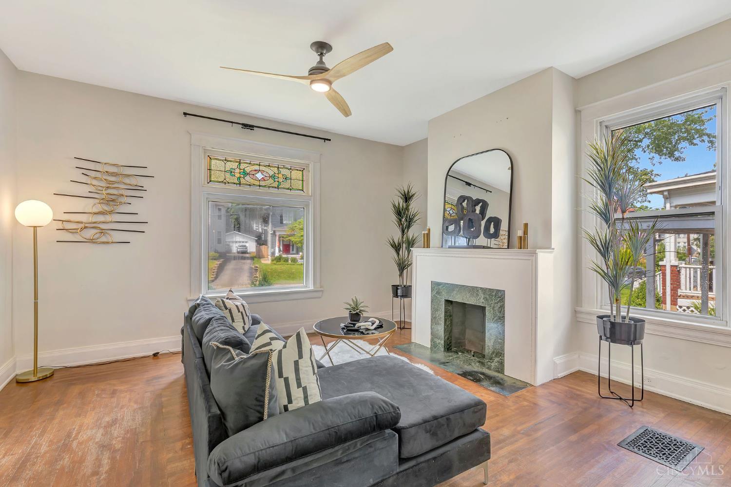 3734 Woodland Avenue Property Photo 6