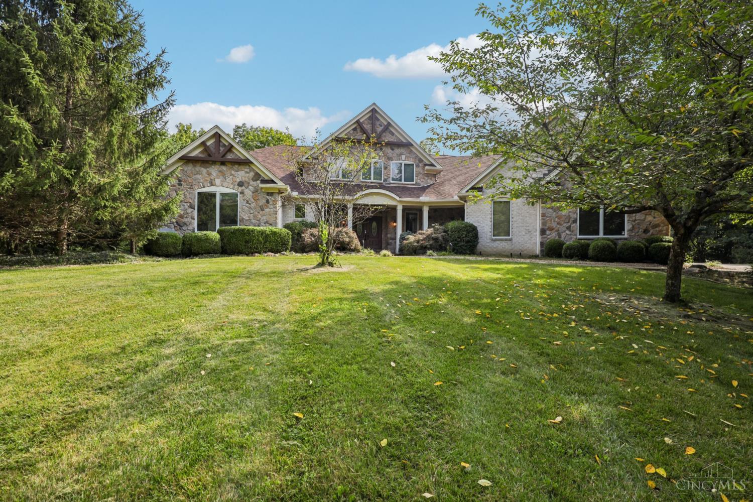 1100 Bridle Ridge Lane Property Photo 1