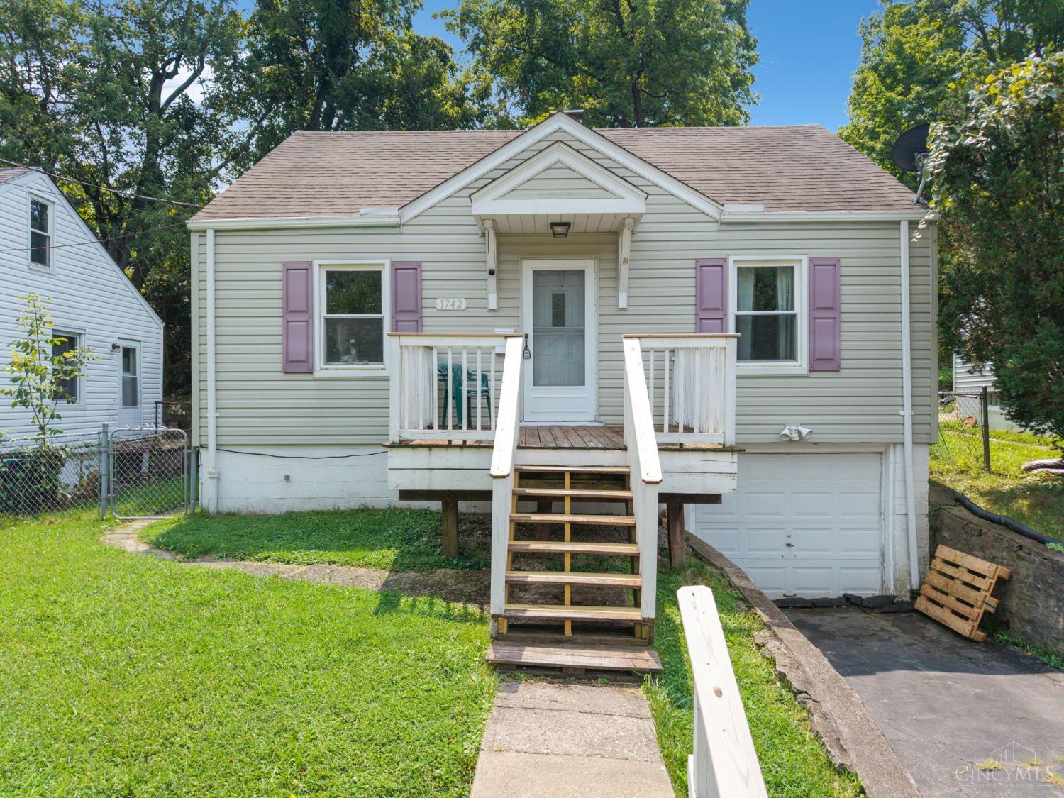 1742 Ashbrook Drive Property Photo 1
