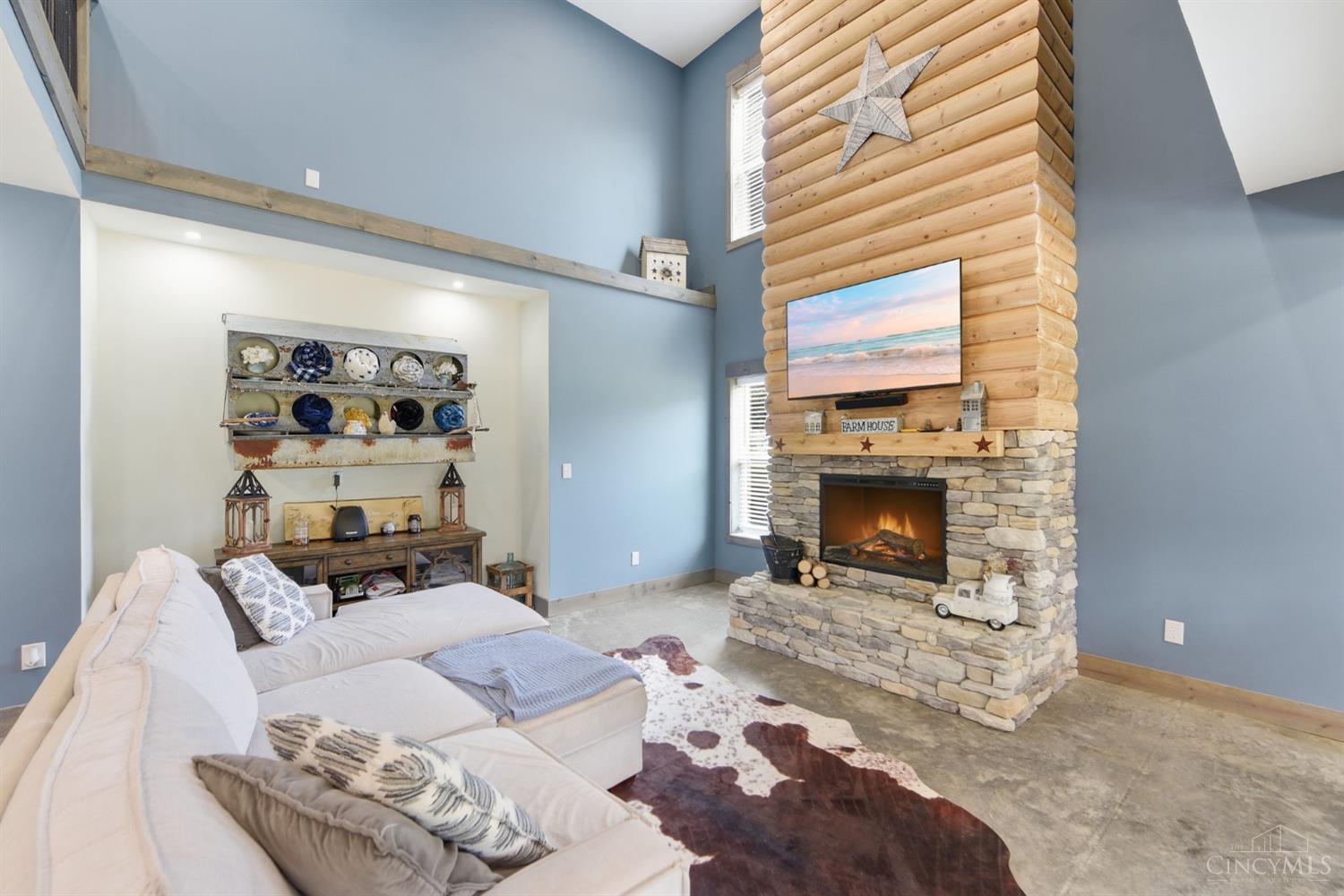 2585 Moler Road Property Photo 8