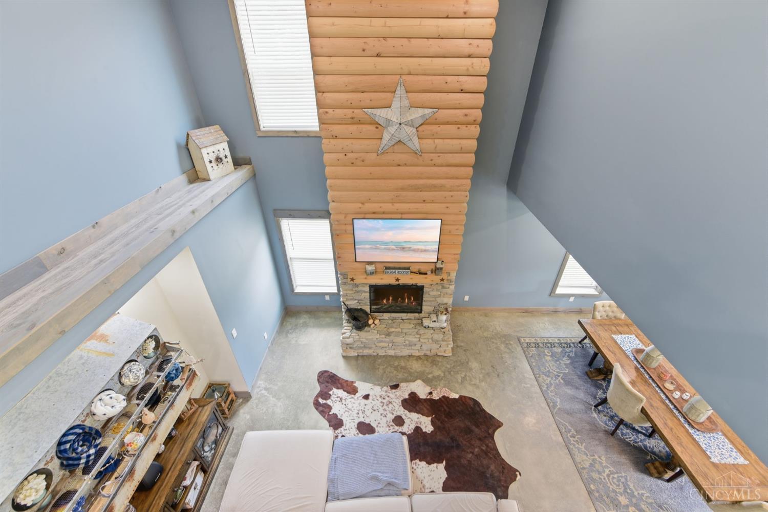 2585 Moler Road Property Photo 11