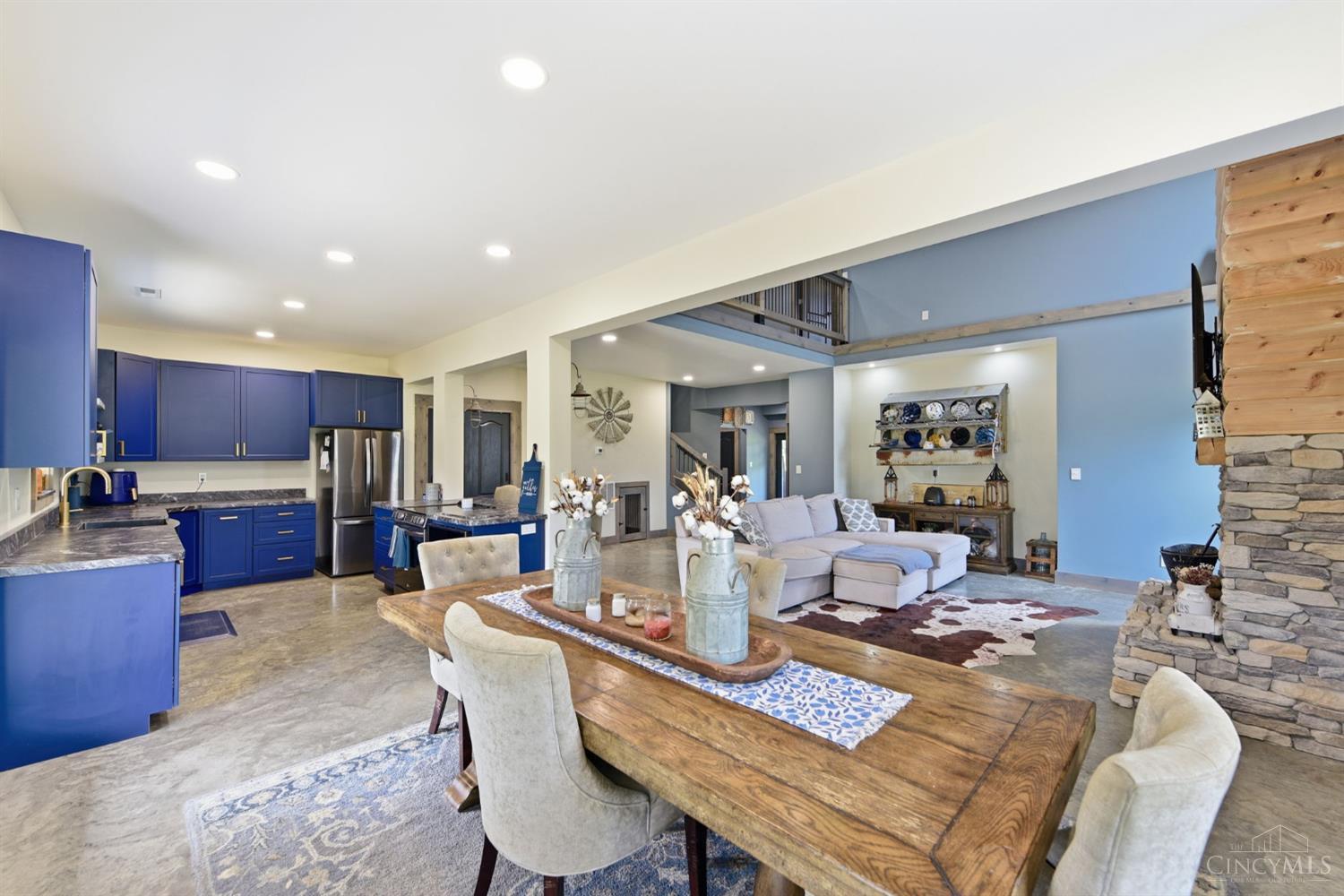 2585 Moler Road Property Photo 13