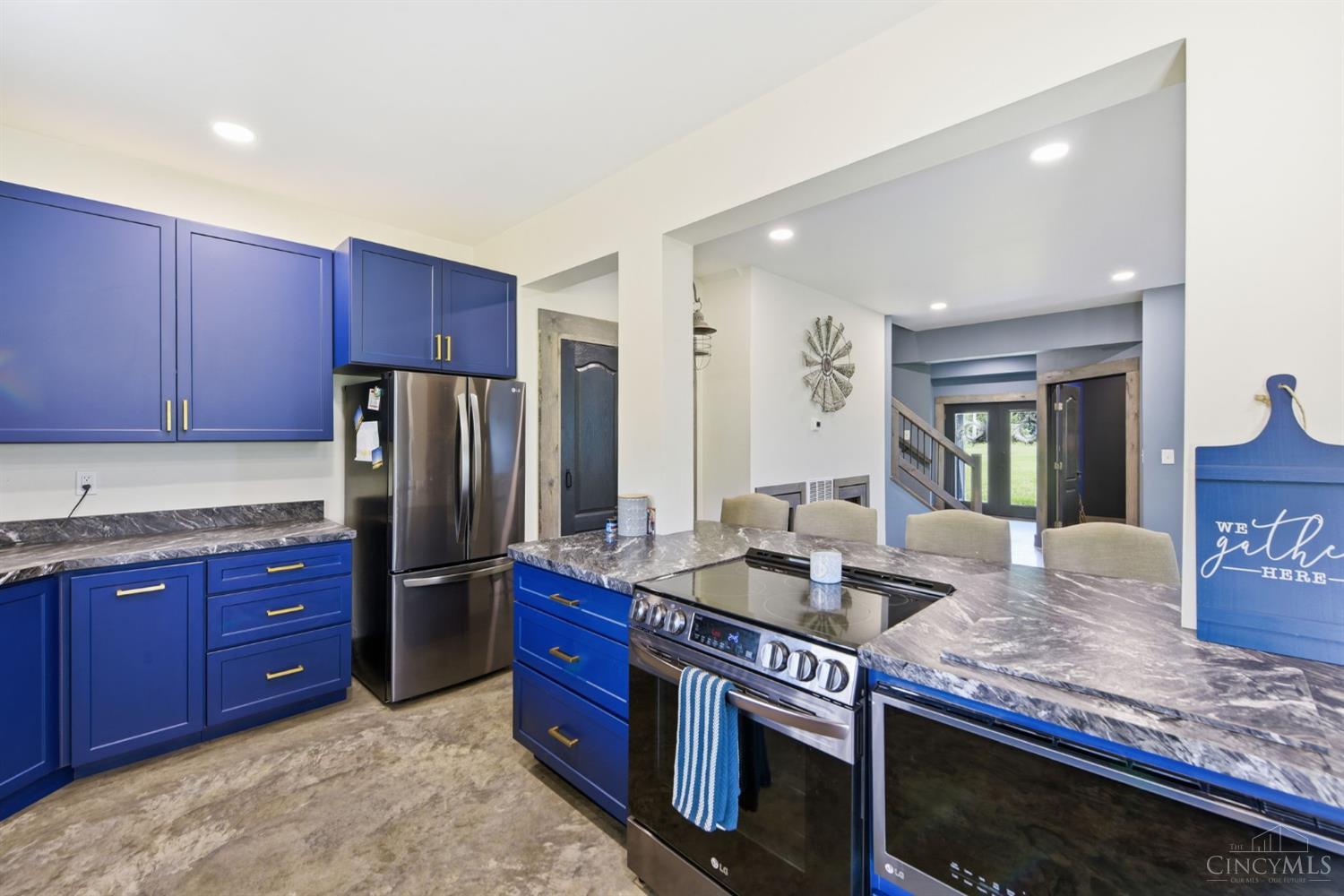 2585 Moler Road Property Photo 19