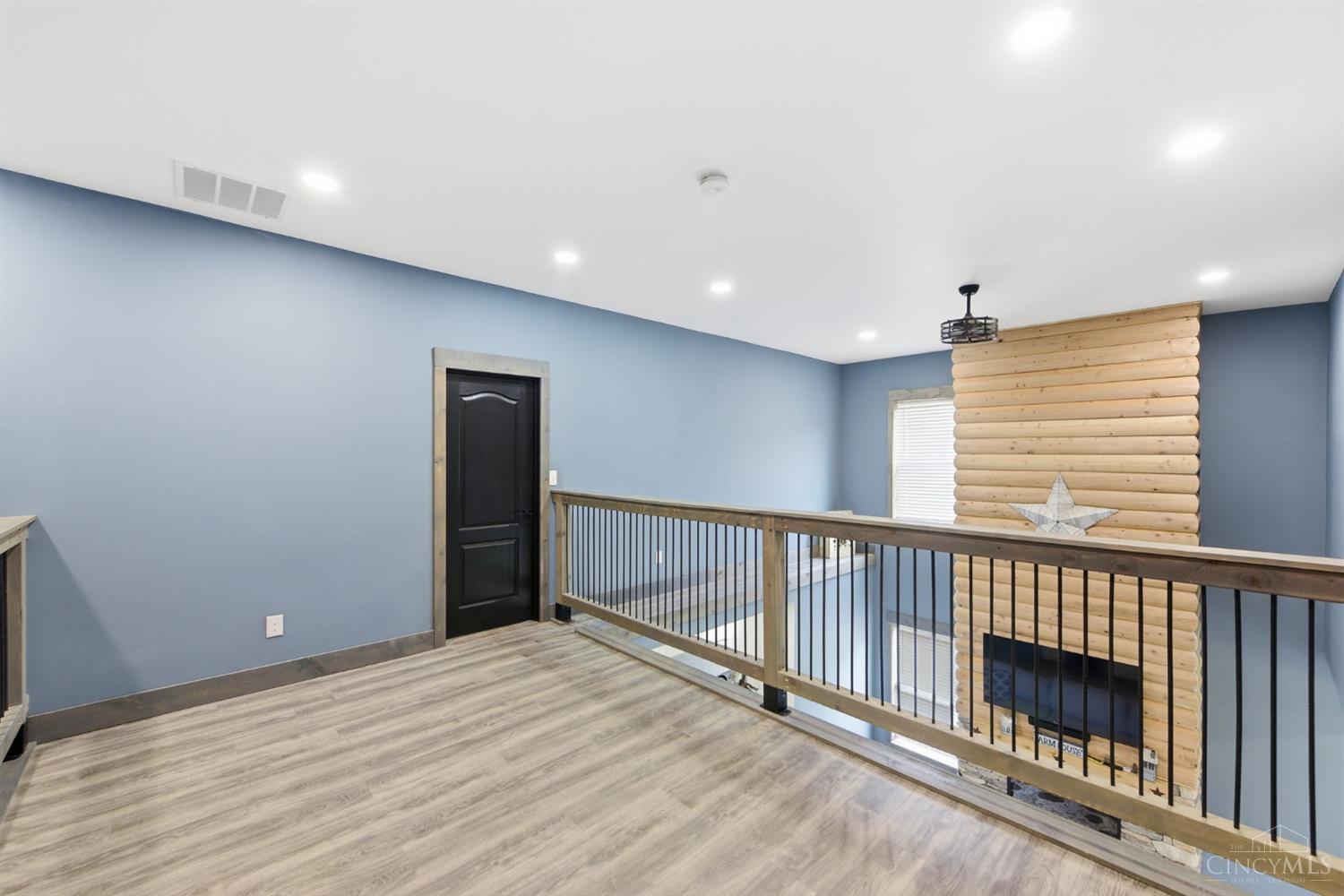 2585 Moler Road Property Photo 26