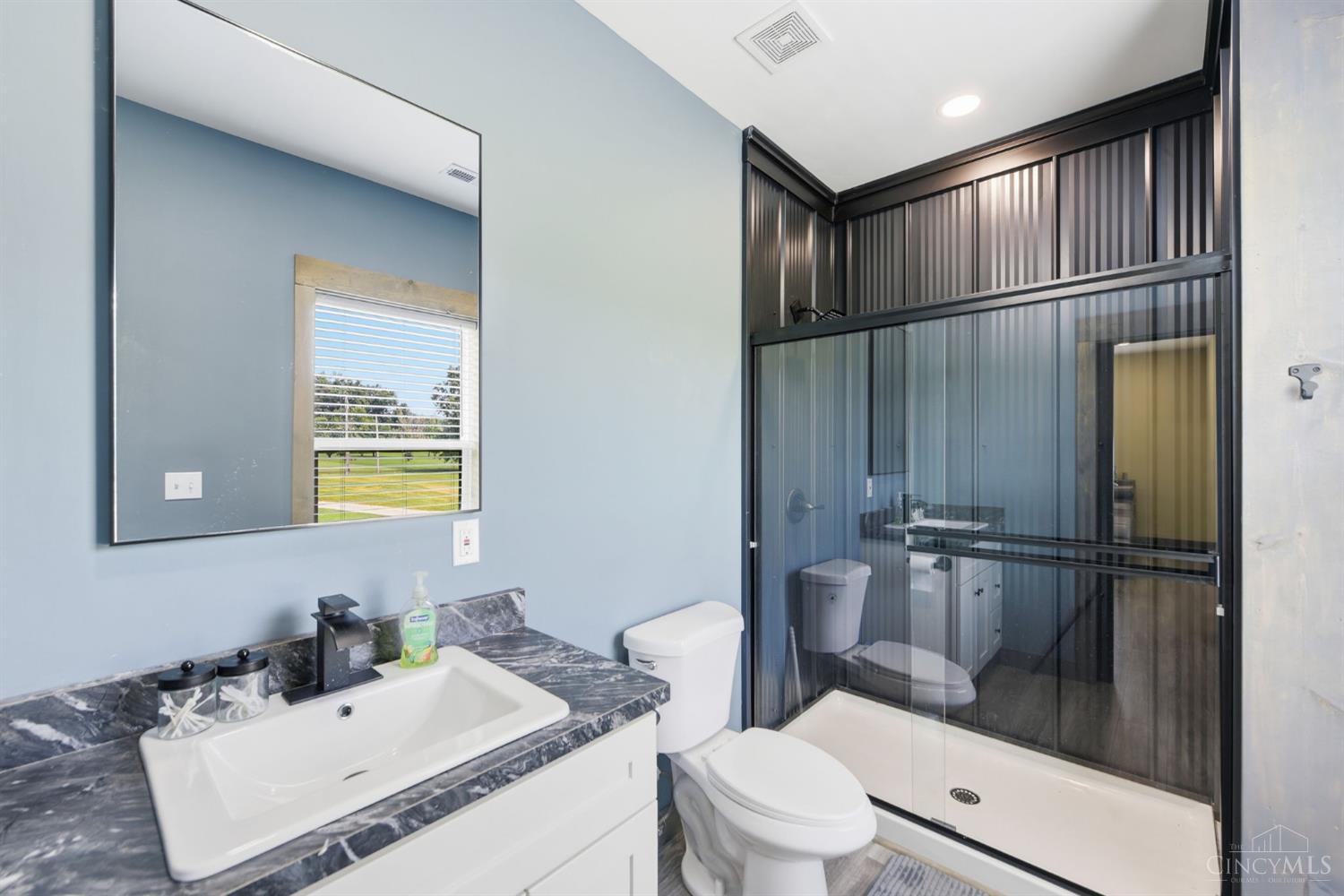 2585 Moler Road Property Photo 31
