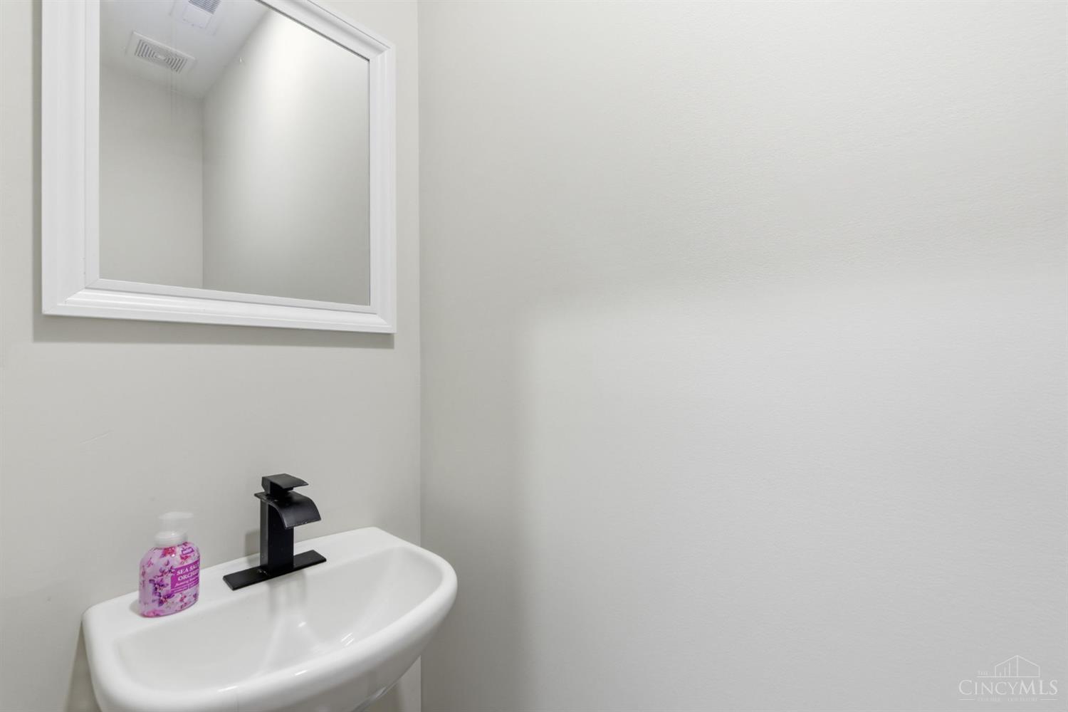 2585 Moler Road Property Photo 40