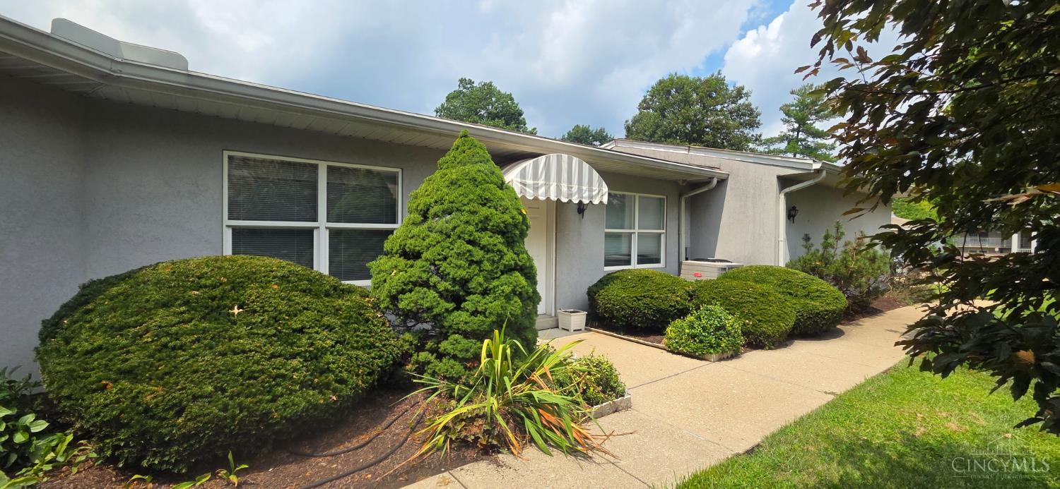 7610 Cheviot Road Property Photo 1