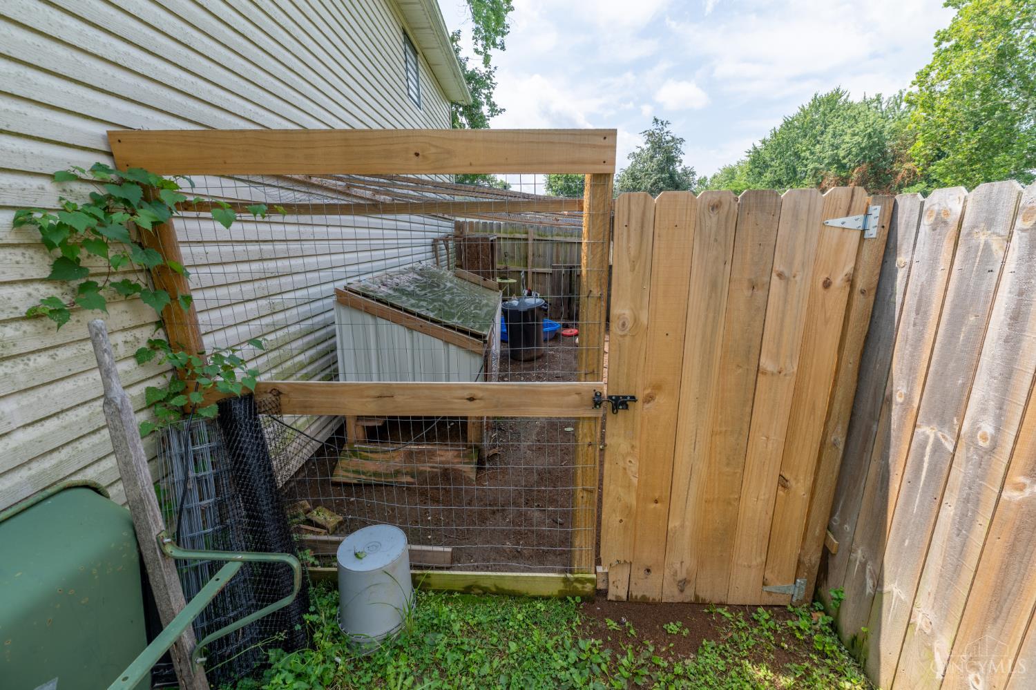 4245 Roselawn Avenue Property Photo 22