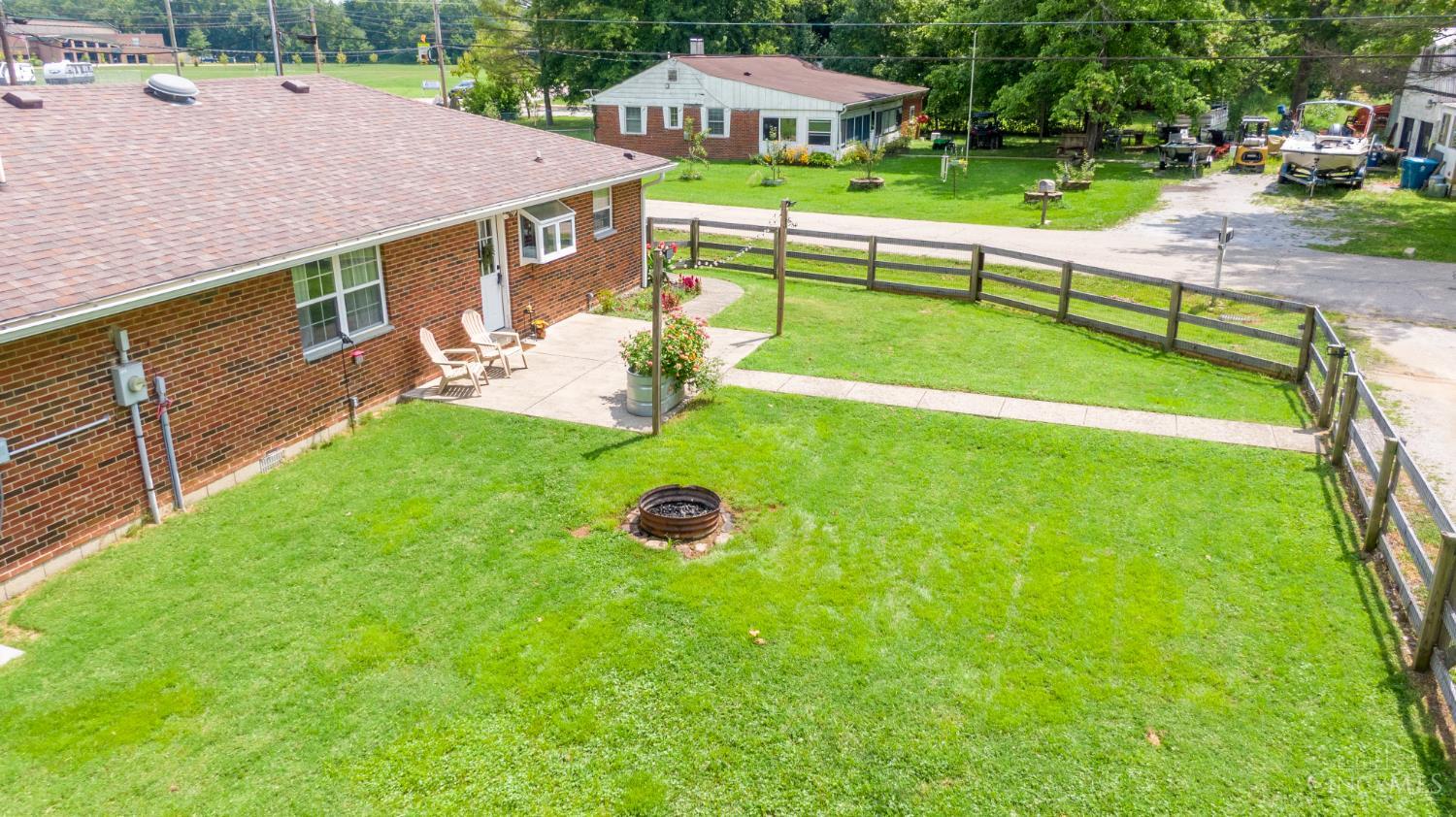 4245 Roselawn Avenue Property Photo 31