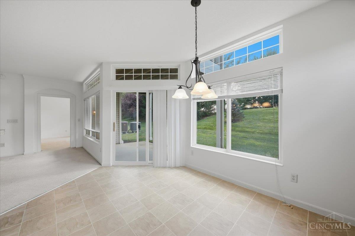 4567 Winners Circle Property Photo 10