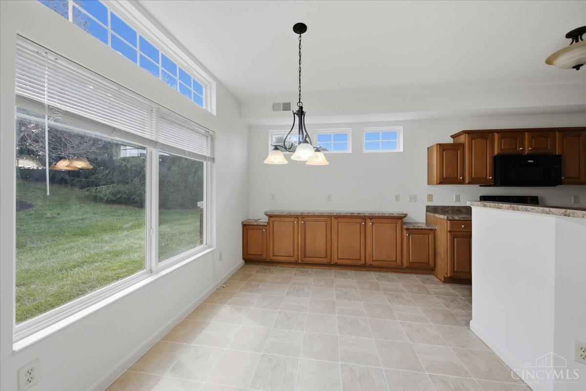 4567 Winners Circle Property Photo 11