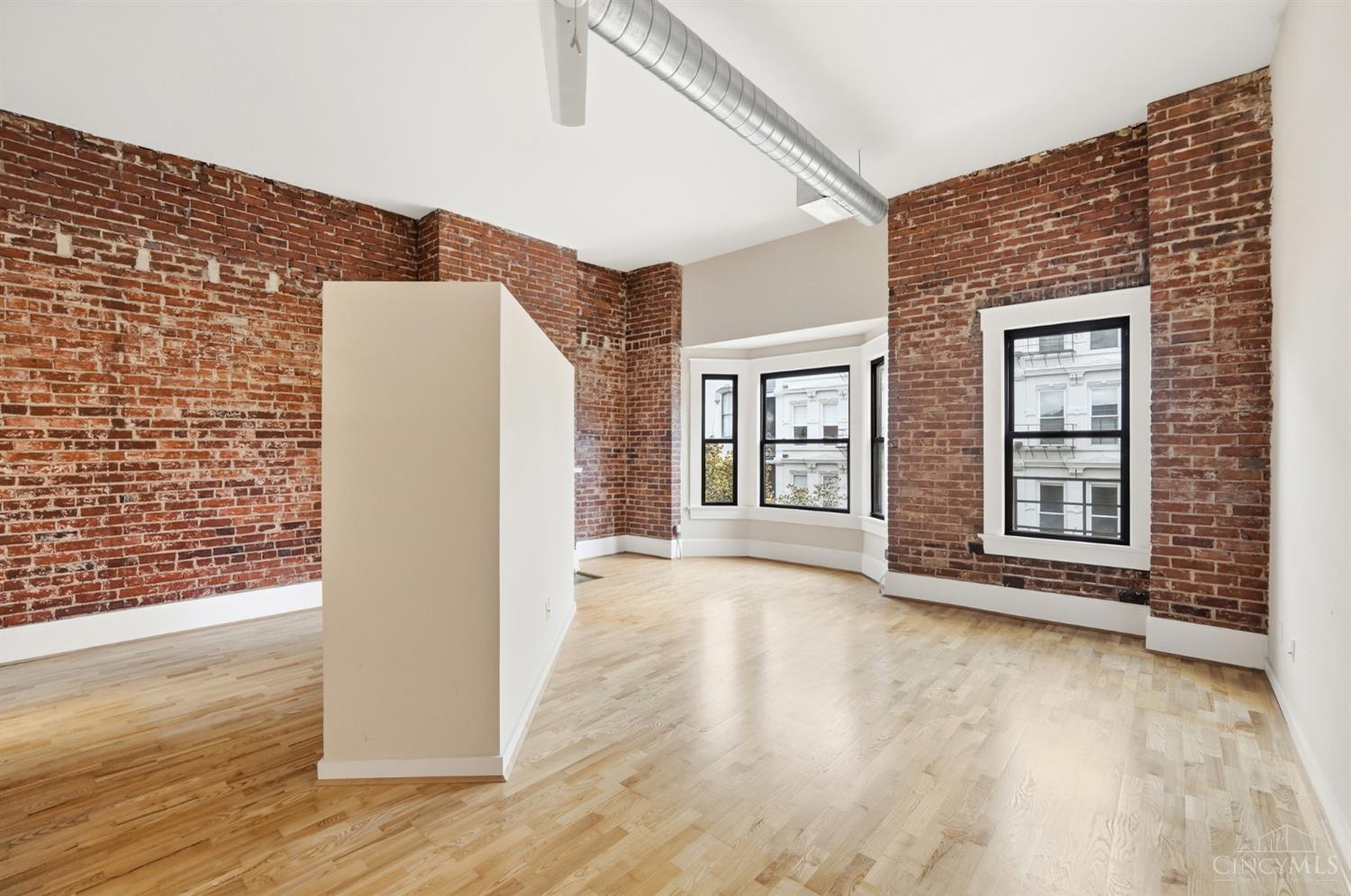 1213 Vine Street Property Photo 18