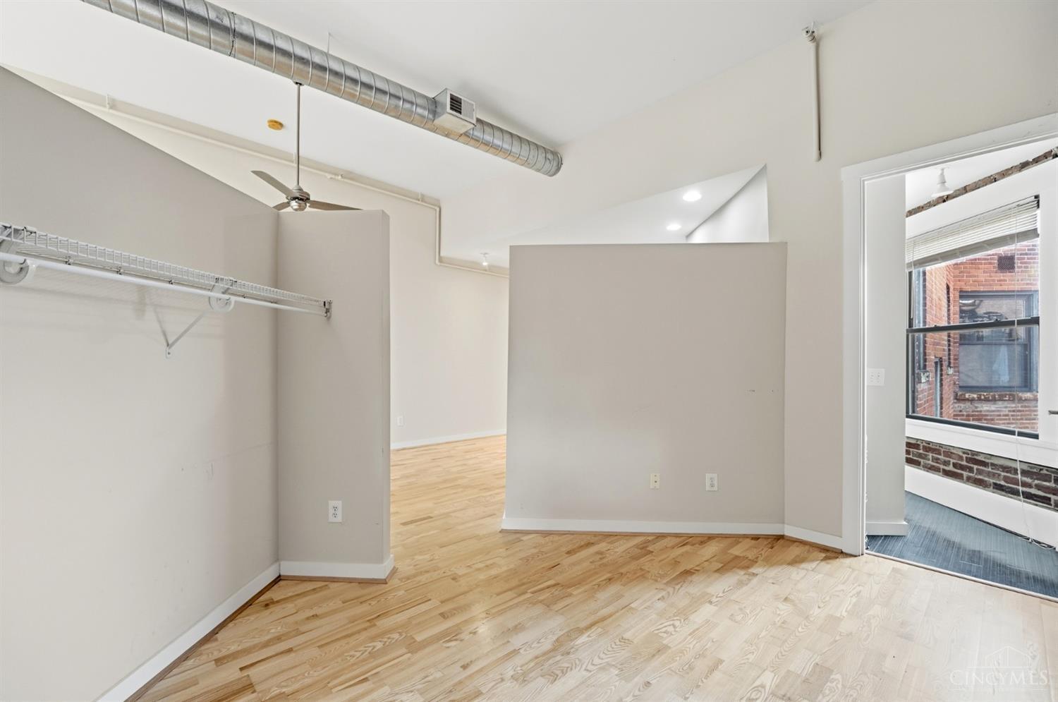 1213 Vine Street Property Photo 31