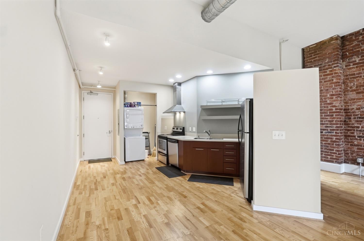 1213 Vine Street Property Photo 36