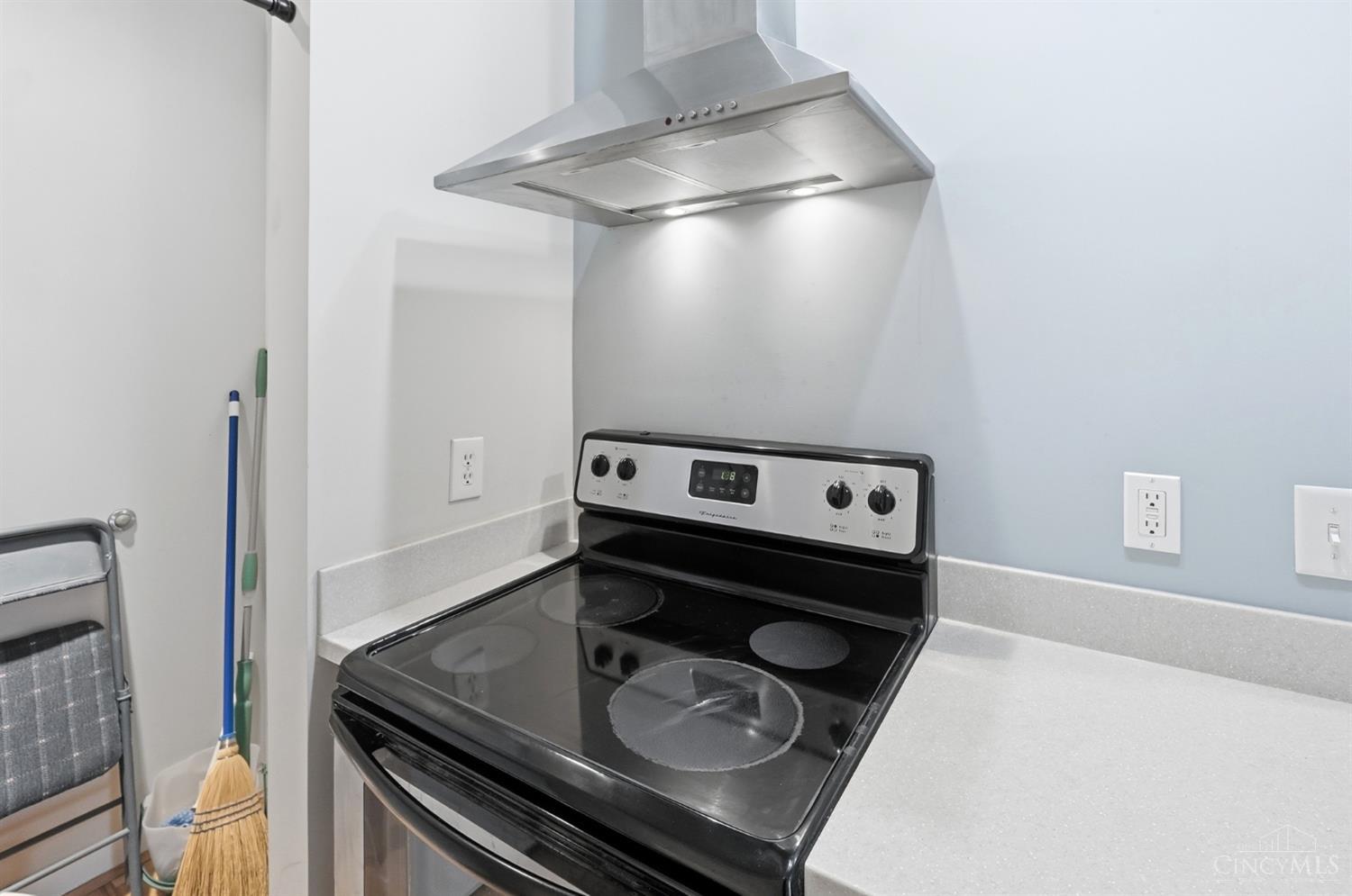 1213 Vine Street Property Photo 39